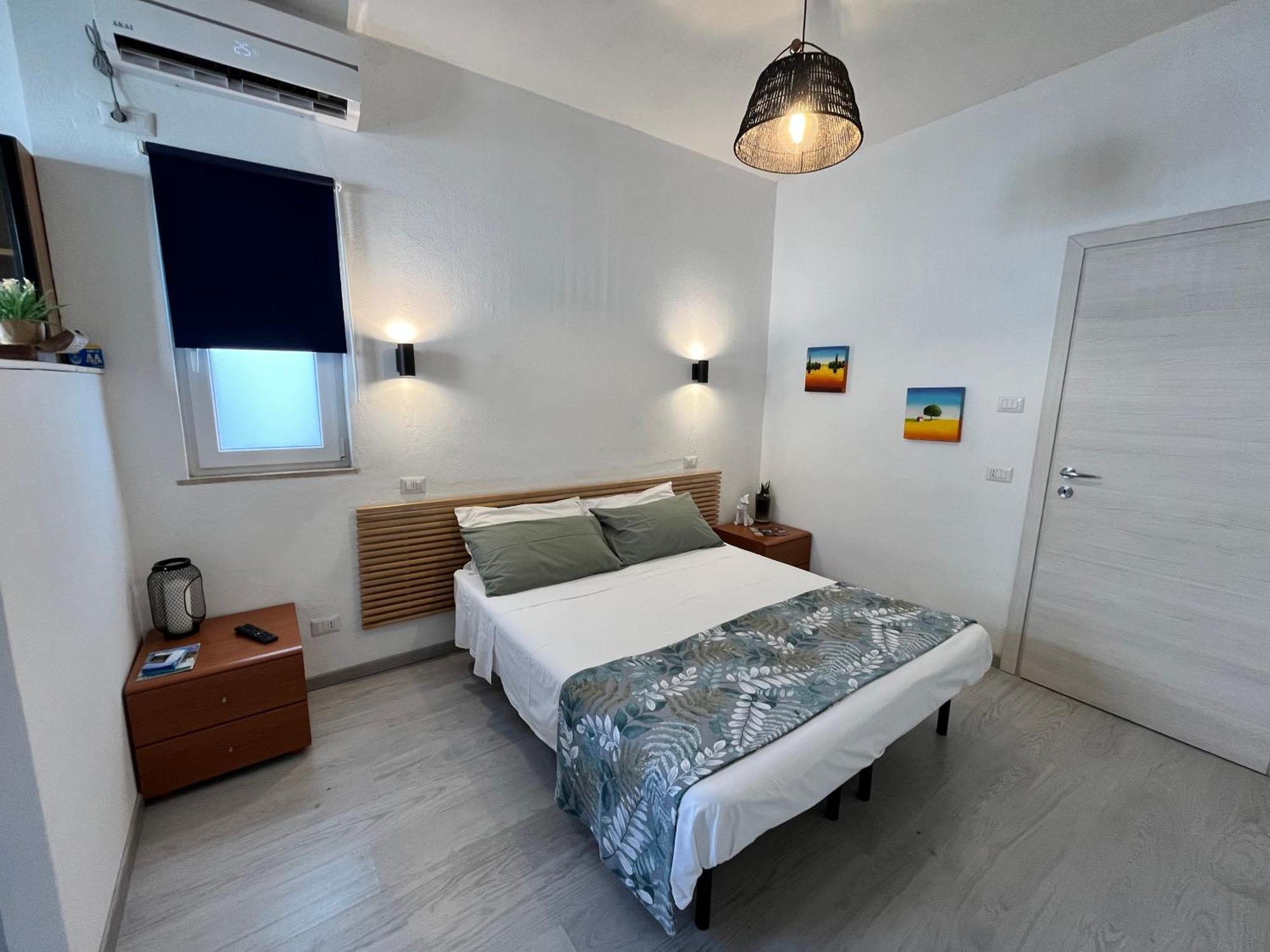 Large Double or Twin Room