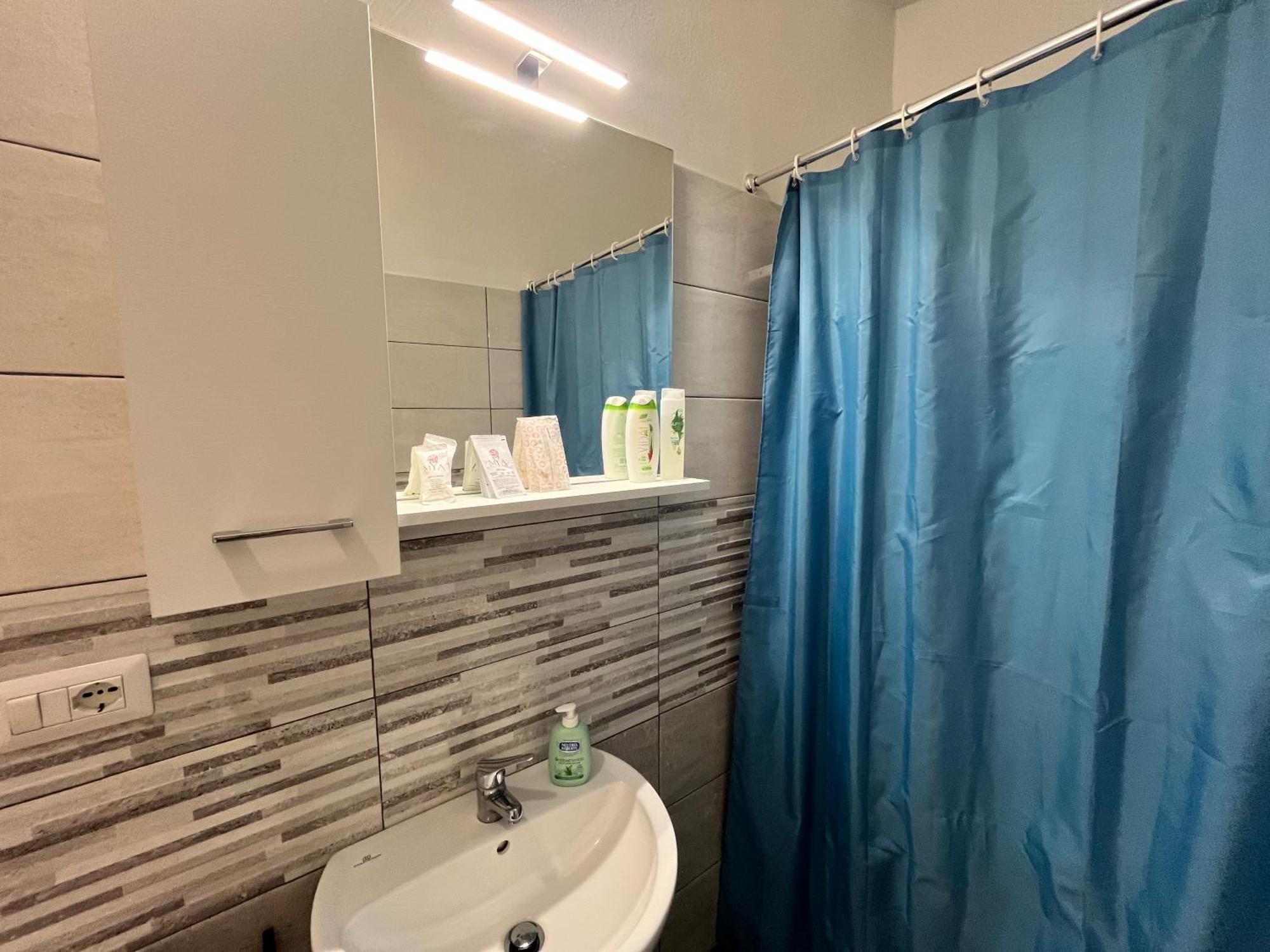 Large Double or Twin Room