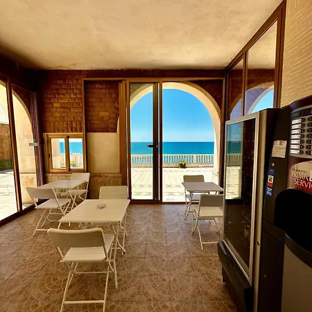 Il paradiso sul mare-2